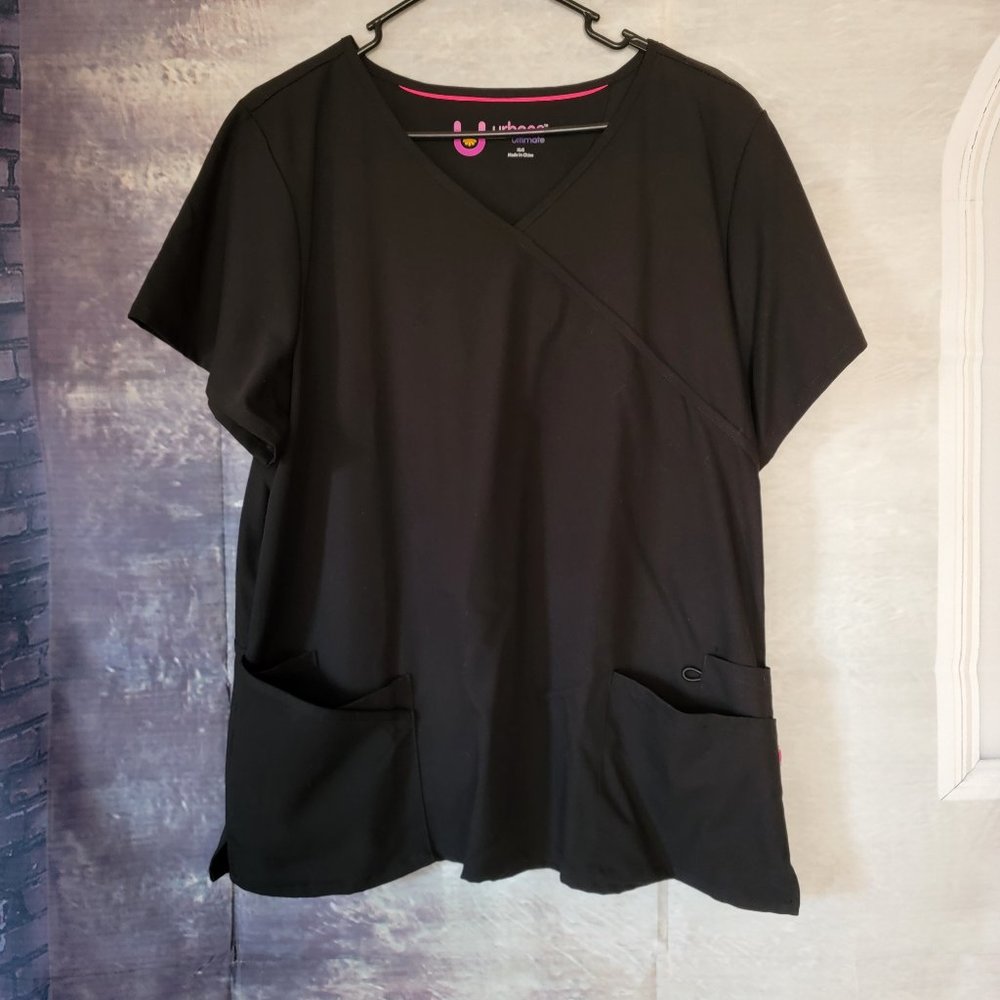 Urbane Ultimate Scrub Top Black Never Worn Size XL